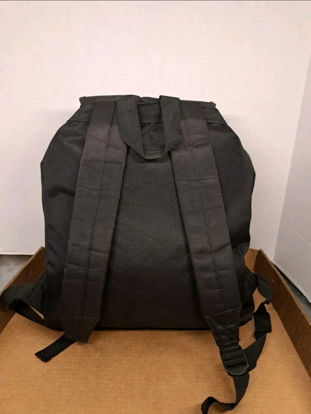 Vintage Large Walt Disney World  Back Pack  Embroidered Black  Nylon